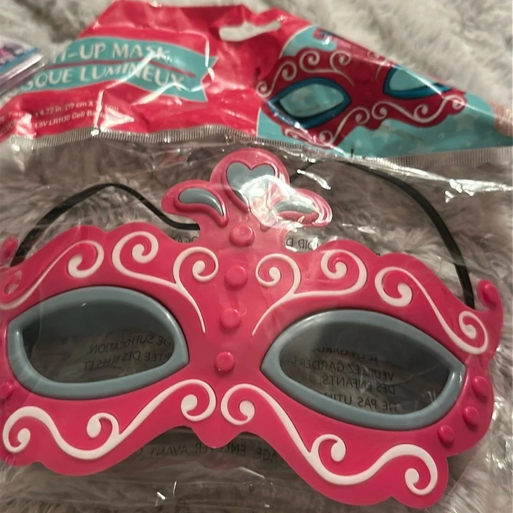 Just Pretending Pink Light-Up Masquerade Mask Kids Costume Accessory New